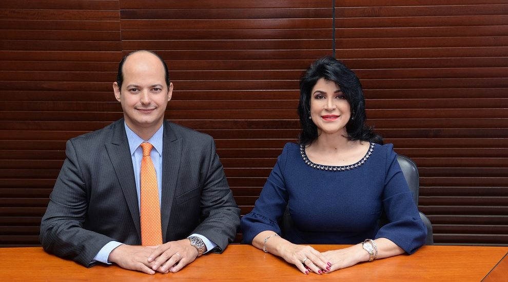 Dr. Alejandro Cambiaso y Amelia Reyes Mora